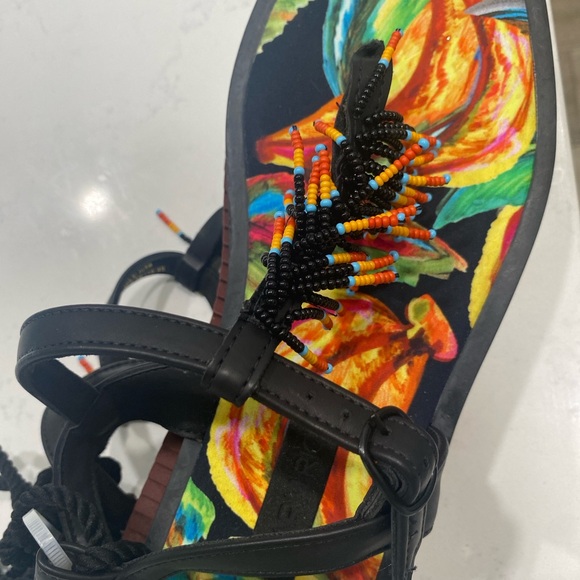 Farm Rio tassel ankle wrap sandals size 8 - Picture 2 of 10